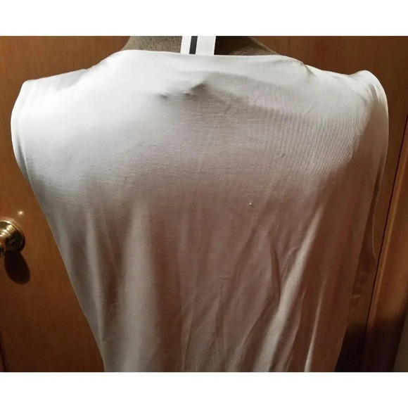 "M SIAMO" Collection Sleeveless Criss Cross Top - Picture 5 of 8